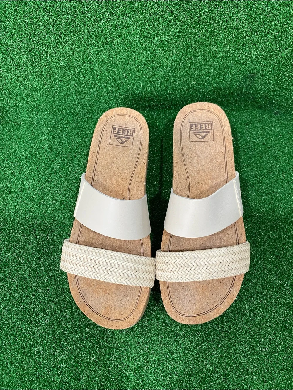 Reef Women's Cushion Vista Hi Sandal Sz 8 Women’s  (Ago 026)